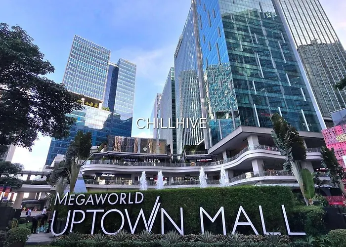 Holiday home Chic Bgc Across Uptown Mall #ournw9b Manila