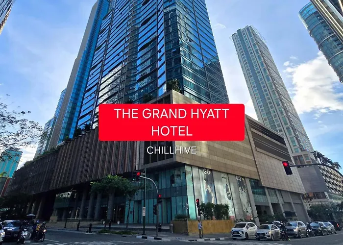 Chic Bgc Across Uptown Mall #ournw9b * Manila